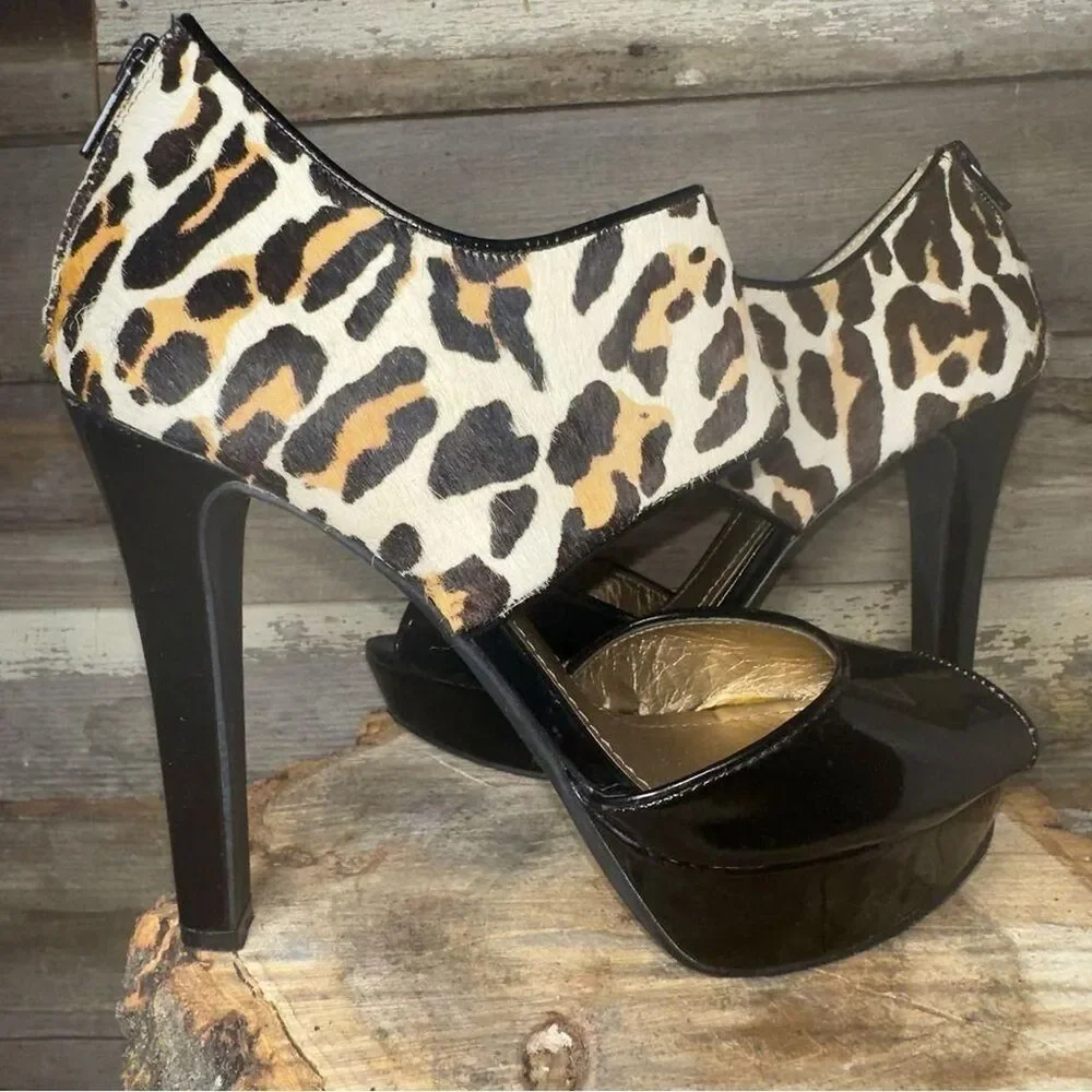 BCBGeneration Black and Cheetah Patent Leather Platform Strappy Pumps sz 8
